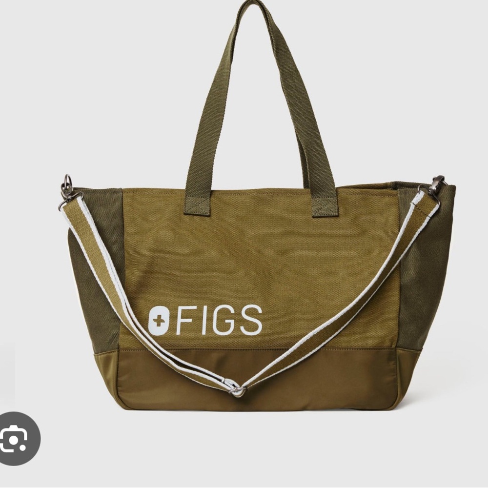 NOT AVAILABLE I AM LOOKING TO BUY THIS BAG